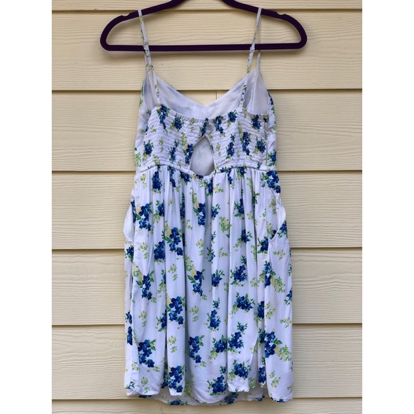 Flower Spring/Summer Dress - Picture 4 of 5